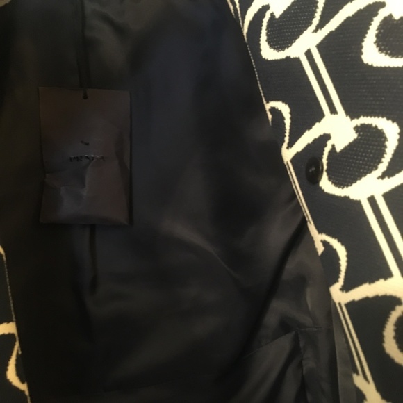 NEW Prada runway coat SS 2019 Look 9 - Picture 6 of 8